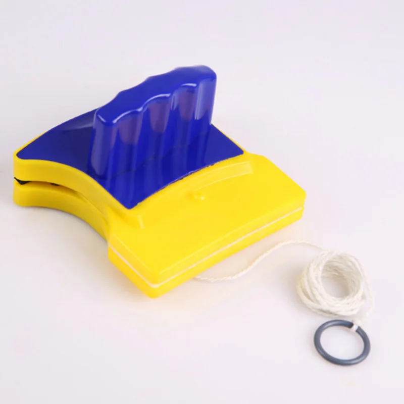 Двусторонняя магнитная щетка для мытья окон и стекла |