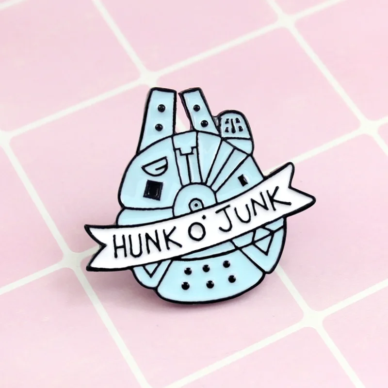 

Spaceship Chest Brooch Unisex Lapel Pin High Quality Brooch Fashion Backpack Badge Creative Gifts Jewelry Cartoon Enamel Pins