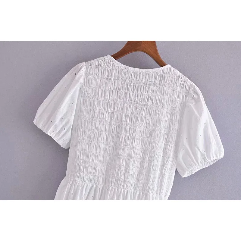 

2021 New Women Embroidery Dress Hollow Out Short Sleeve V-Neck Maxi Dresses Chic Lady Casual Fashion Women Clothes