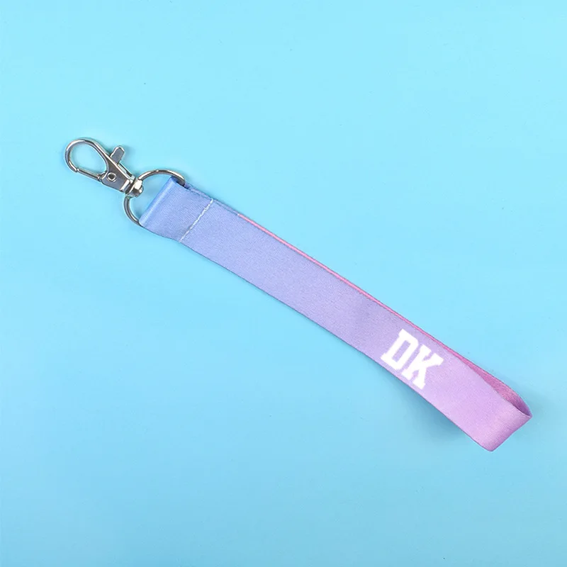 KPOP SEVENTEEN HOSHI JOSHUA JUN keychains Peripheral Gradual Change Hanging Cord Keyboard key chain ring bag charm wholesale | Украшения и