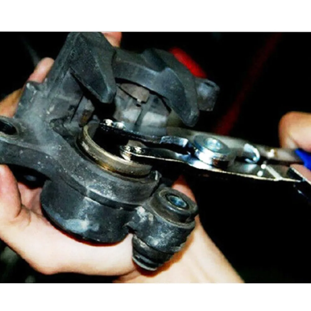 

Motorbike Brake Piston Removal Pliers Manual Repair Tool Carbon Steel Car Accessories High-quality And Durable Brake Calipers
