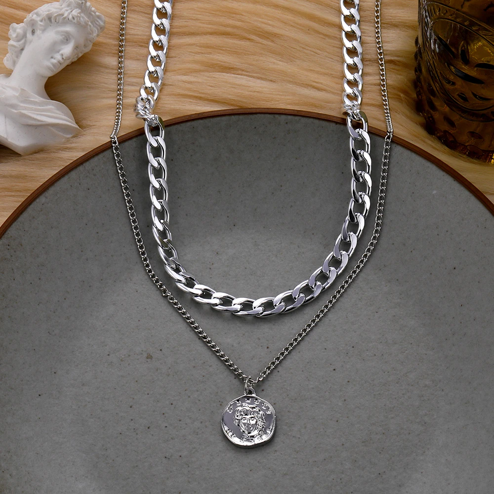

Vintage Multi-layer Coin Chain Choker Necklace For Women Gold Silver Color Fashion Portrait Chunky Chain Necklaces Jewelry
