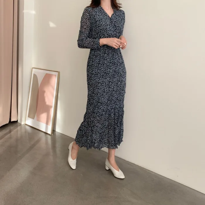 

Korean Chic French Minority Spring/Summer Temperament Waist-Controlled Slimming V-Neckline Vintage Printed Ruffled Floral Dress