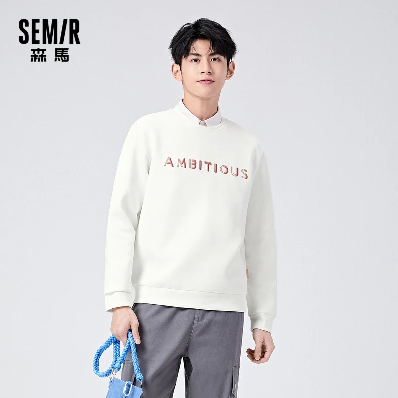 

Hoodies & Sweatshirts