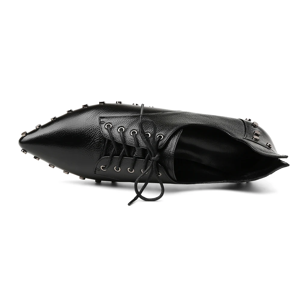 Женская обувь на плоской подошве из натуральной кожи с заклепками женские