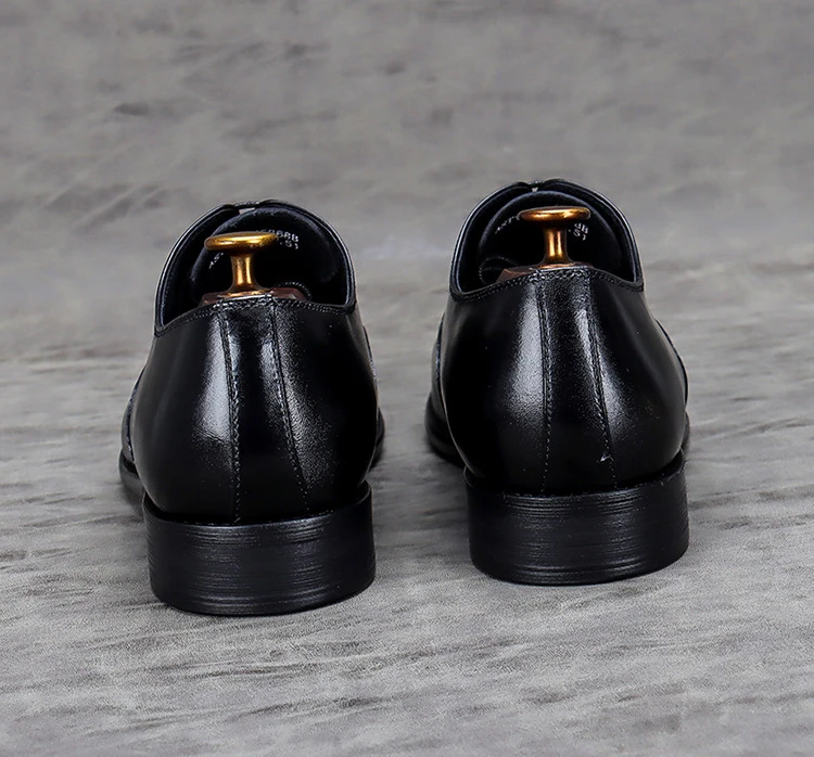 

Italian Fashion Lace Up Men Genuine Leather Dress Shoe Business Wedding Shoe Round Head Men Formal Black Oxford Men Brogue Shoe