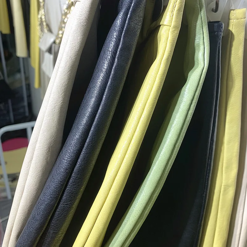 

Fashion Pu Skirt Female 2019 New Korean Solid Color Zipper irregular Leather Skirts Womens High Waist A-line Leather Mini Skirt