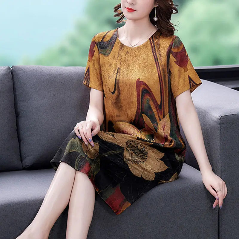 

Plus Size Dress for Women 2021 Summer Elegant Floral Print Loose A-line Knee-length Midi Dresses Ladies Short Sleeve X47
