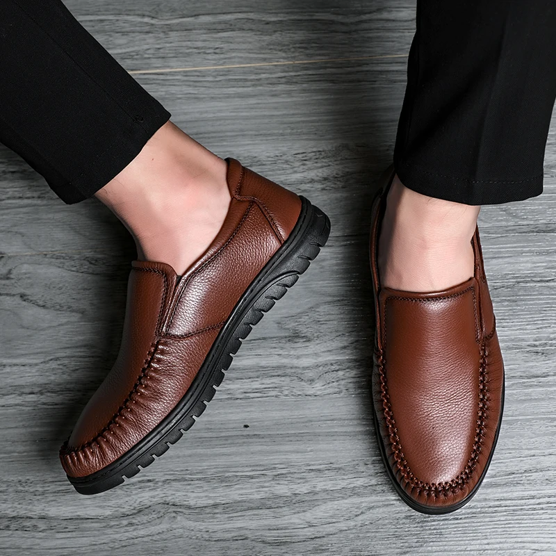 

Shoes Men Loafers autumn Soft Moccasins Man Casual Genuine Leather Boat Shoes Men Flats slip on Gommino Male Driving Shoes