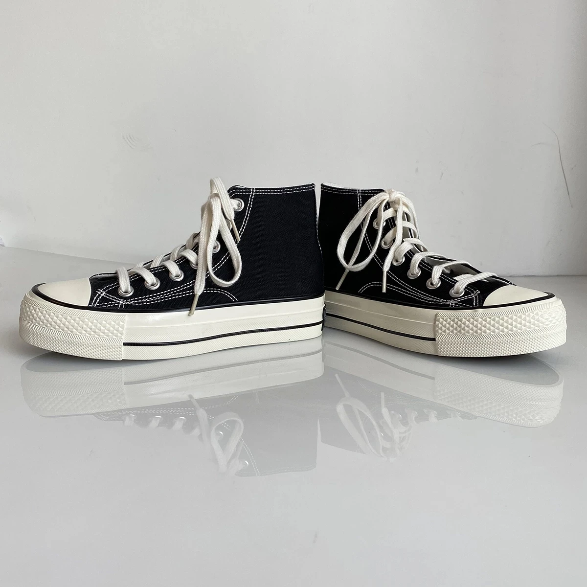 

Women Canvas Platform Casual Sneakers Solid Color Girls Sneakers Classic Rubber Lace-Up Canvas Shoes Zapatos De Mujer