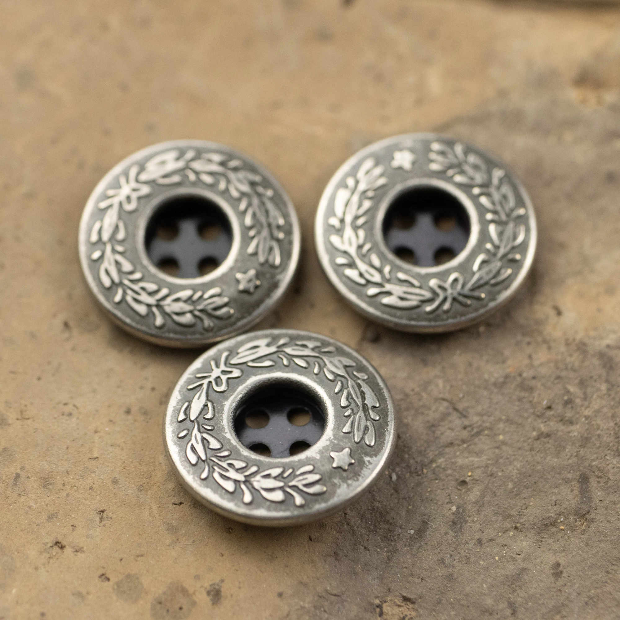 

Пуговицы из цинкового сплава, под античное серебро, 10 шт.