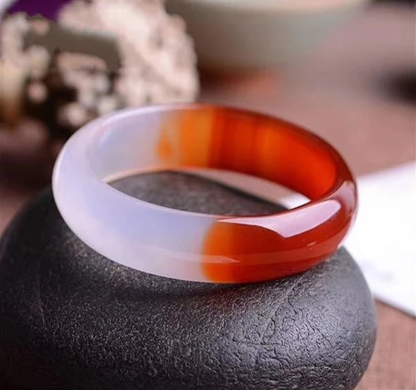 Натуральный красивый половинно белый и красный женский браслет 62 мм китайские