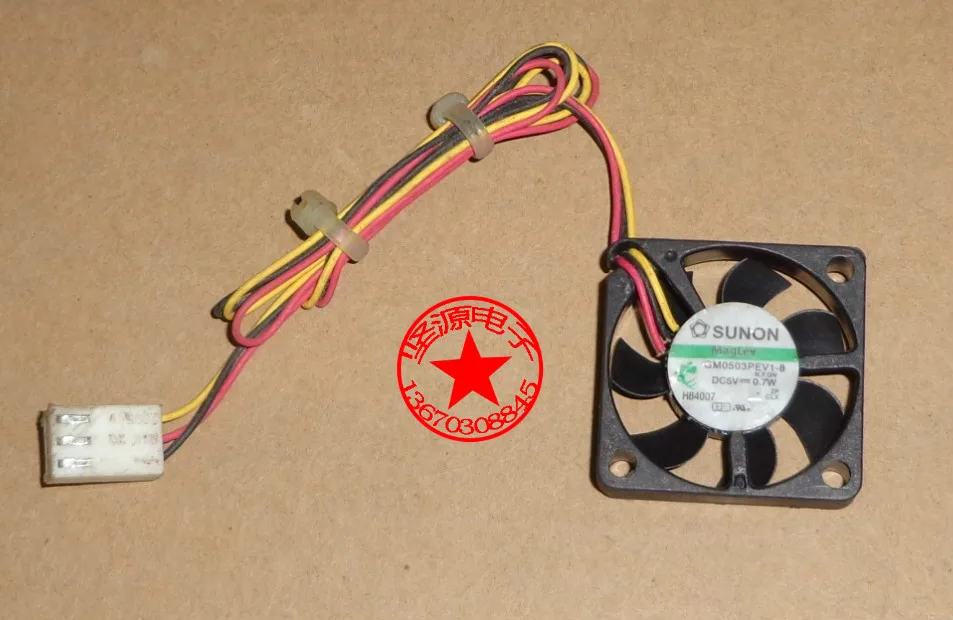 SUNON GM0503PEV1 8 Н. RGN DC 5V 0 7 W 30x30x6 мм 3 провода Сервер вентилятор охлаждения|Кулеры и
