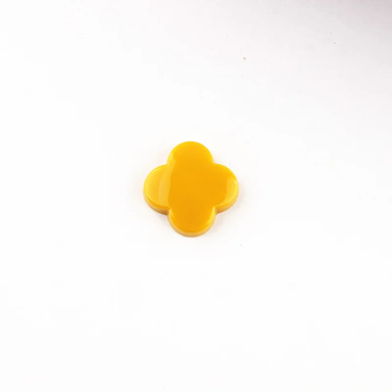 

Avocado four leaf clover half piece resin accessories DIY hand made earrings earrings headdress materials