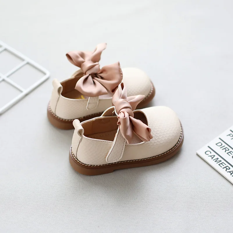 

Kids Girl Shoes New Baby Girl Leather Shoes Soft Bottom Toddler Autumn First Walkers Cute Princess Single Shoe SHG038