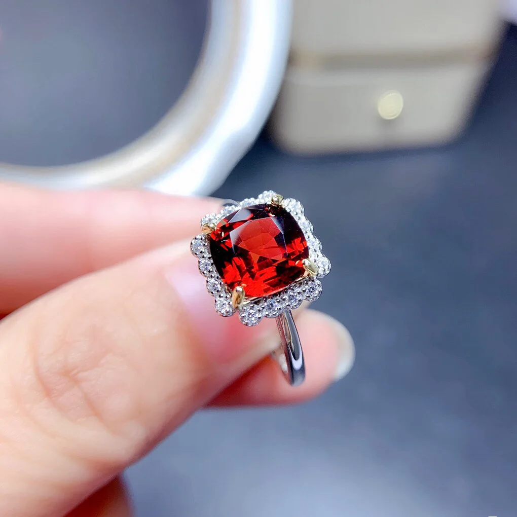 

BLACK ANGEL Temperament Princess Square Simulation Ruby Inlaid Full Diamond Gemstone Resizable Ring For Women Silver Jewelry