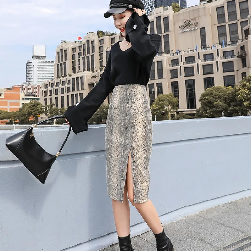 

Street 2021 High Sexy Split Serpentine Elastic Genuine Leather Skirt Women High Waist Slim Fit Knee Length Sheepskin Wrap Skirts
