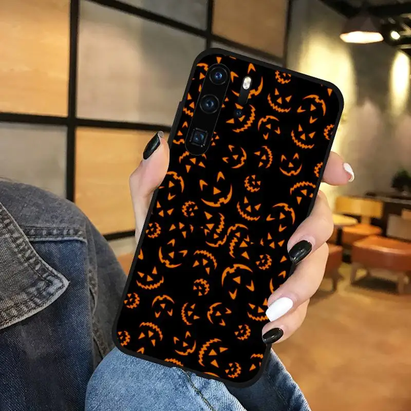 

Cute little ghost with halloween pumpkin Phone Case Funda For Huawei P9 P10 P20 P30 Lite 2016 2017 2019 plus pro P smart