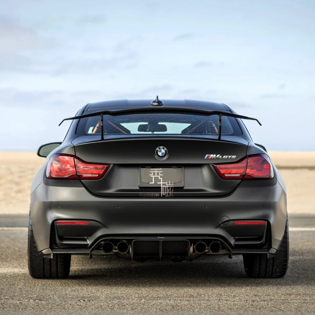 

Nice2021 For Mercedes Benz Audi Toyota Honda Volkswagen Mazda Three Compartment Carbon Fiber Gt / w M2345 Tail