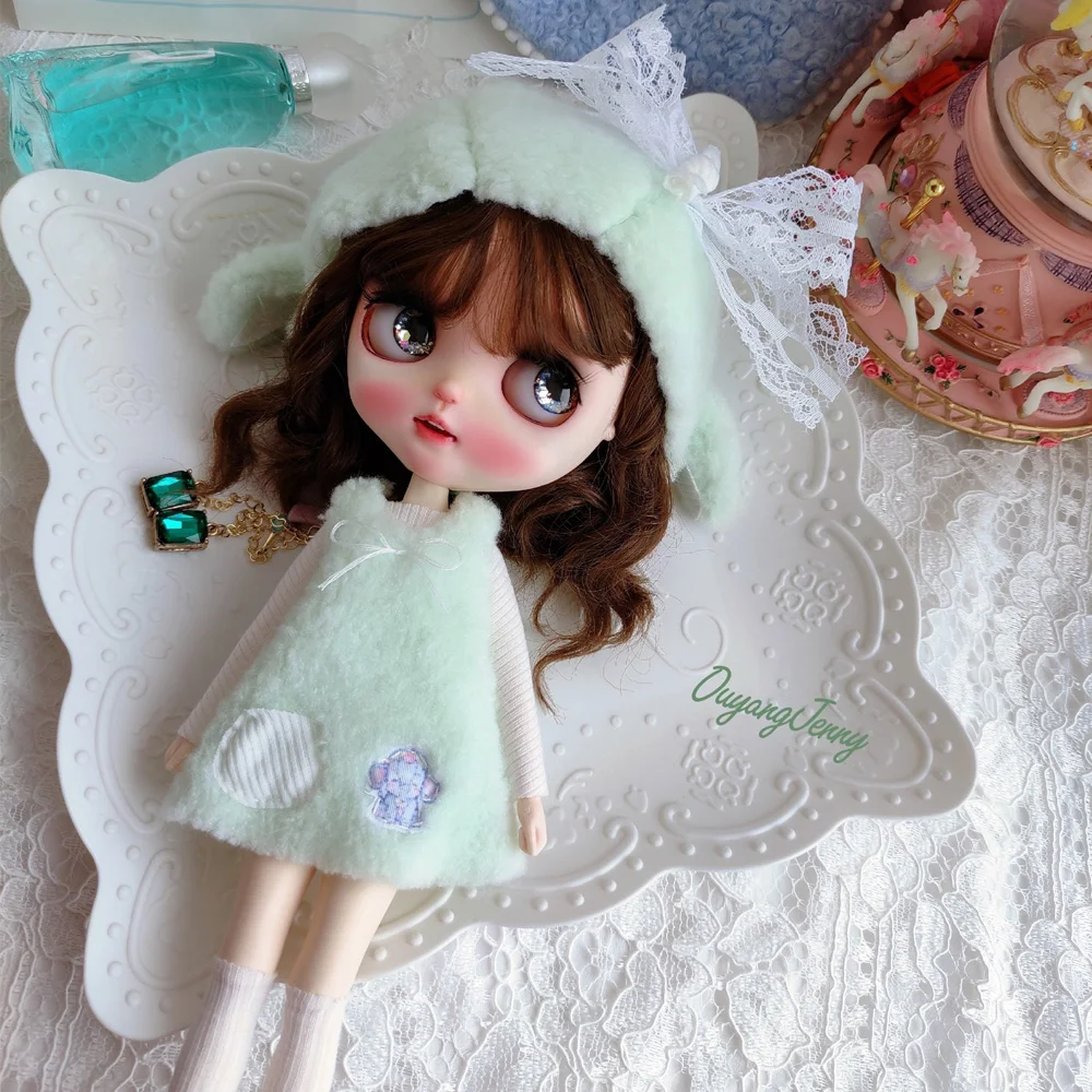 

Dolls & Accessories