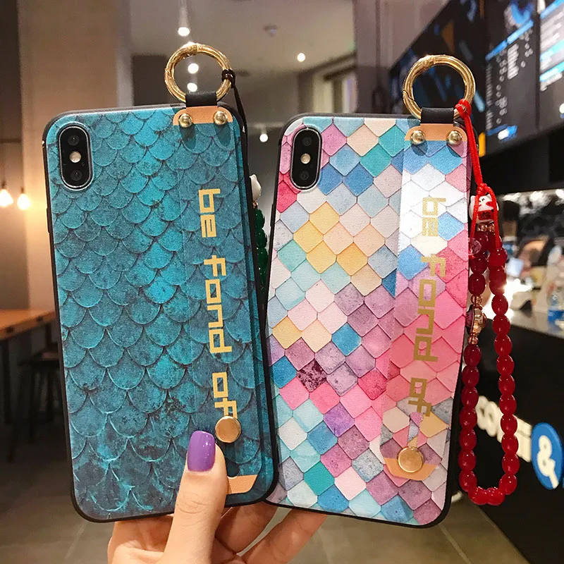 

Multi-style Wristband Anti-drop Bracket Lanyard Mobile Phone Case Custom Wholesale For Apple IPhone 12 11 11Pro Max XR XS X 8 7P