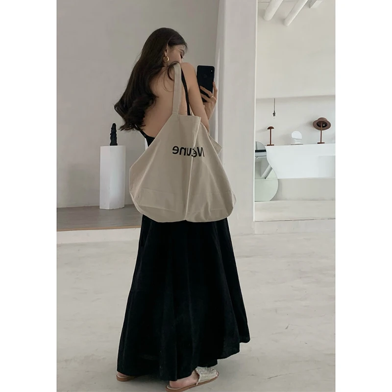 

Французское свободное платье на бретелях в ретро-стиле с открытой спиной