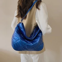 hot light high capacity famous brand handbags 2021 winter designer luxury ladies crossbody shoulder bag black leather cross bags