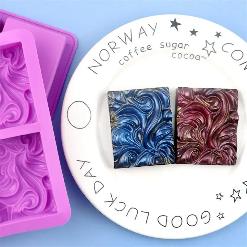 

DIY aromatherapy plaster mold silicone handmade soap mold 4-cavity wavy flower essential oil soap mold Cake mold