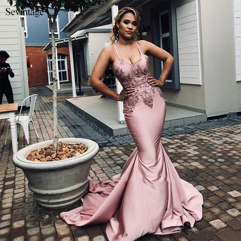 

Sevintage Pink Appliques Beaded Mermaid Evening Dresses Satin Straps African Backless Sweep Train Prom Gowns Robe De Soiree 2020