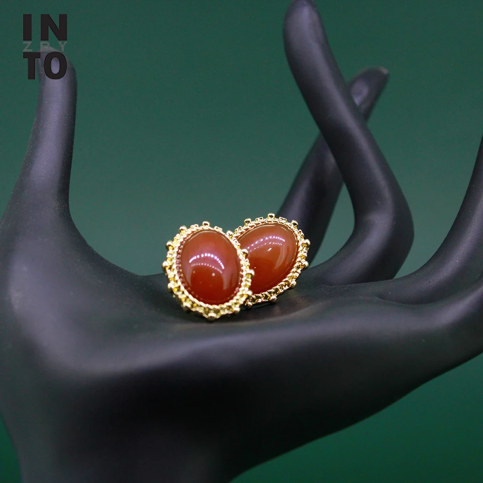 Женские овальные акриловые серьги гвоздики в новом дизайне простые золотого