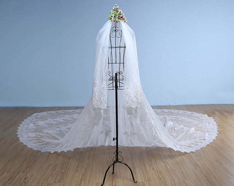 Роскошная вуаль для невесты 5 метров полная кромка с блестящими блестками