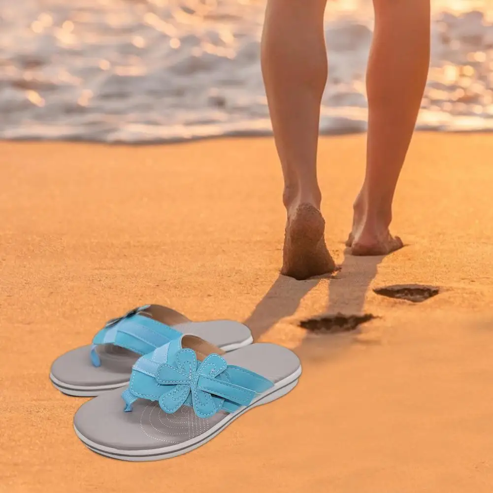 

Сандалии женские на плоской подошве, удобные легкие светильник жные шлепанцы, модные босоножки для побережья, бассейна, лето