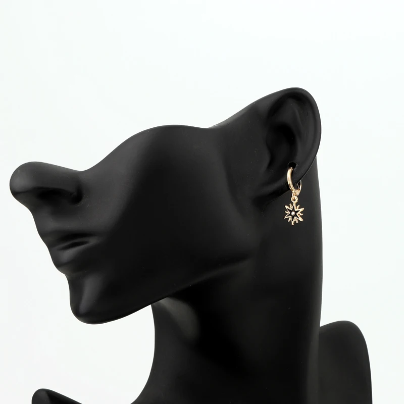 1Pair 2020 New Gothic Meteor Star Hoop Earrings for Women Gold Color Tiny Huggie Charm Hoops Minimalist Jewelry E499 | Украшения и