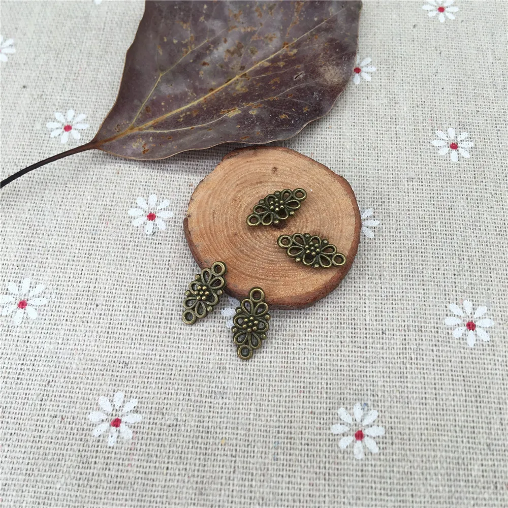 100 шт. двойное отверстие для подвешивания Соединитель с цветочным узором шармов