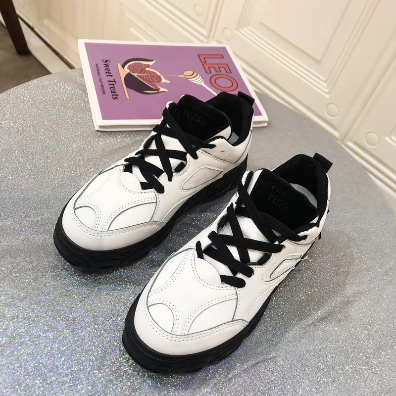 Женские кроссовки на плоской подошве из ПУ кожи шнуровке | Обувь