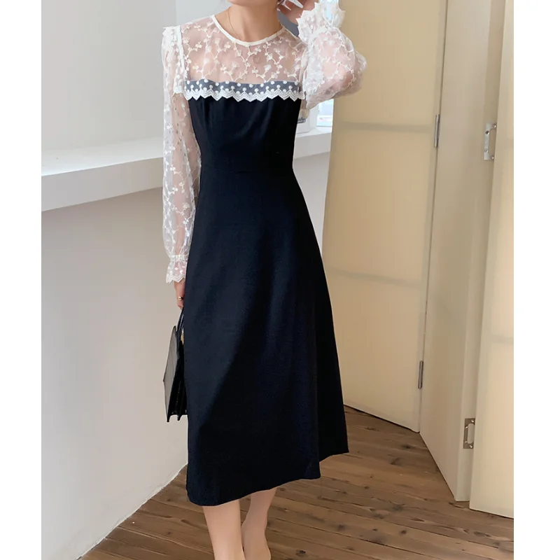 

2021 Women Spring New French Fake Two-piece Mesh Stitching Dress Lace Edge Slimming Temperament Elegant Female Bottoming Skirt