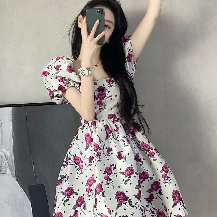 

2021 summer French goddess broken flower dress women's summer 2021 new sweet square collar temperament small skirt high sense