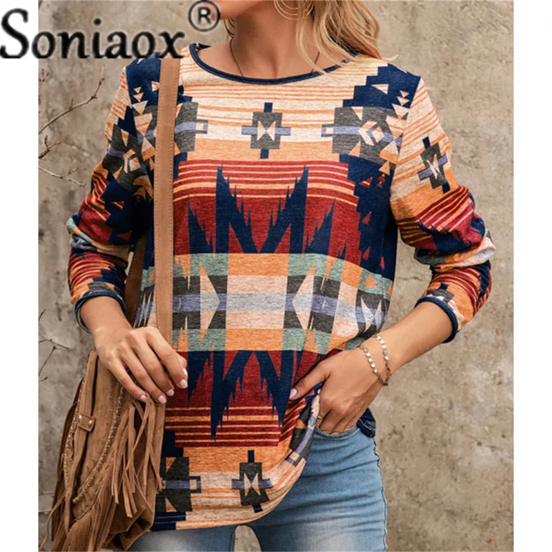 Купи 2022 Vintage Ethnic style Printed T-Shirt Women Clothing Loose Round Neck Western Style Digital Color Long Sleeve T Shirts Tops за 515 рублей в магазине AliExpress