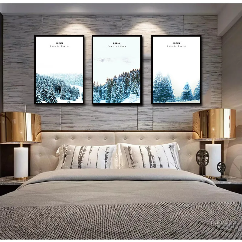 Картина на холсте с изображением зимней Снежной Горы в скандинавском стиле