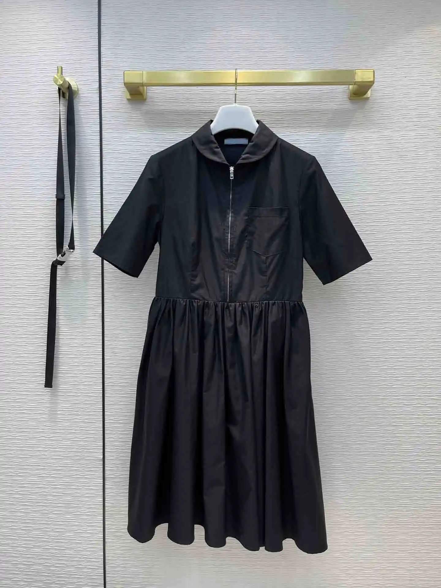 

Женское однотонное платье в простом стиле, новое приталенное платье с плиссированным подолом и высокой талией, платье хорошего качества с к...