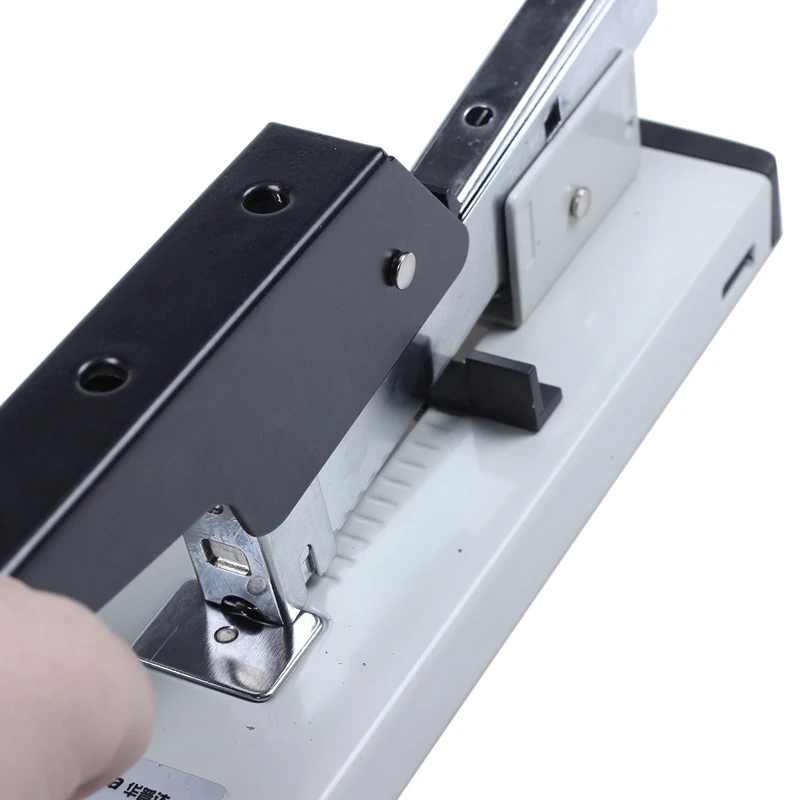 

Huapuda Heavy Type Metal Stapler Bookbinding Stapling 120 Sheet Capacity Office Tools