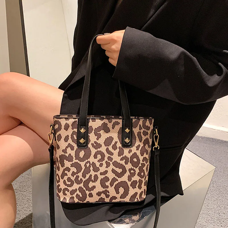 Роскошная женская сумка на плечо трендовые сумки сезона осень-зима 2021 модные