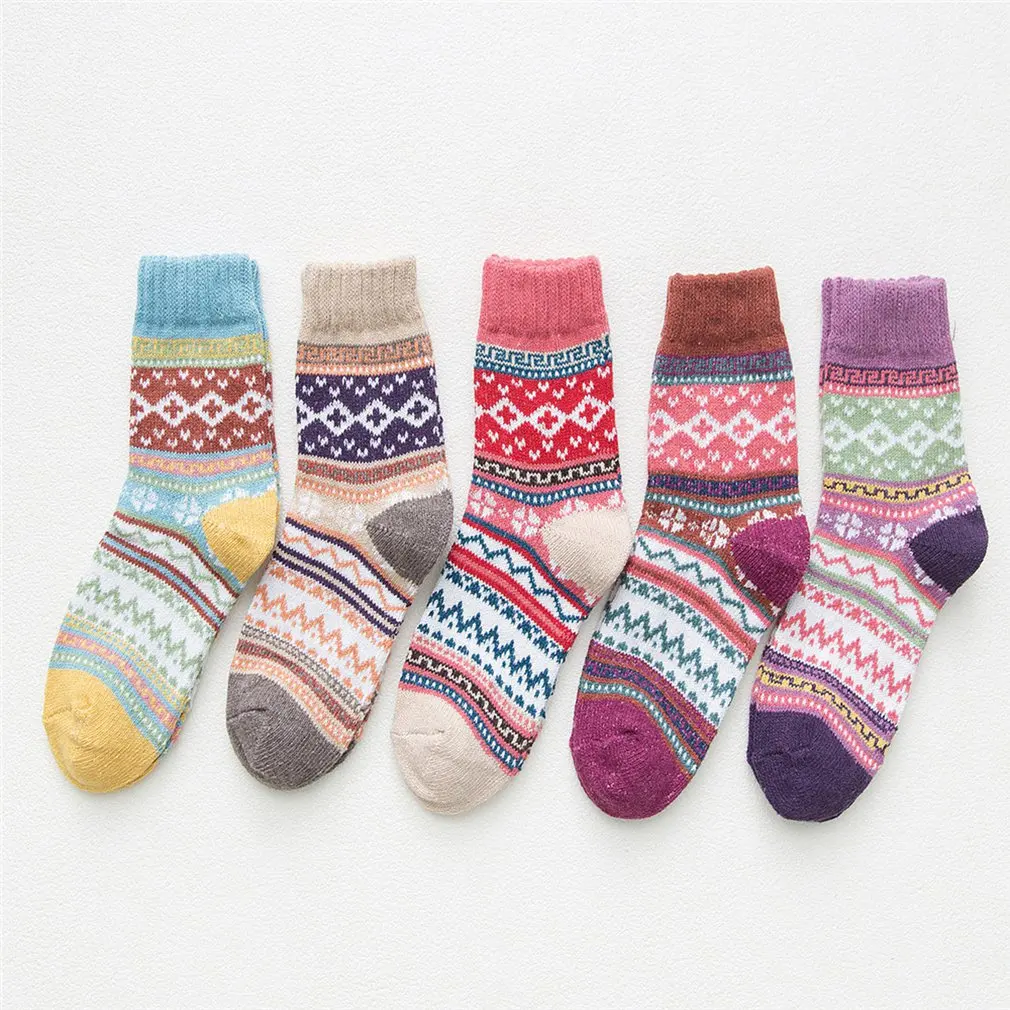 

5 Pairs Winter Ladies Tube Rabbit Wool Socks Thick And Warm In Autumn And Winter Comfortable And Breathable Socks For Female