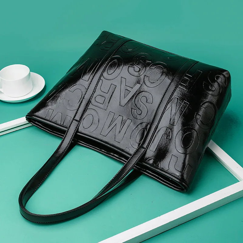 

Fashion Embossed Bag 2020 Fashion Lady Letter Handbag Large Capacity One Shoulder Satchel Korean Versatile Pu Tote Bag