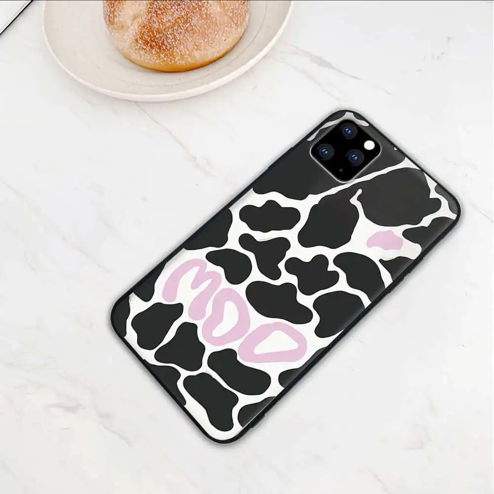 

Starktni Moo White Black Cow Symbol Pattern phone Case For Xiaomi Redmi 4X 5 Plus 6 6A 7 7A 8 8A 9 Note 4 8 T 9 Pro Max Cover