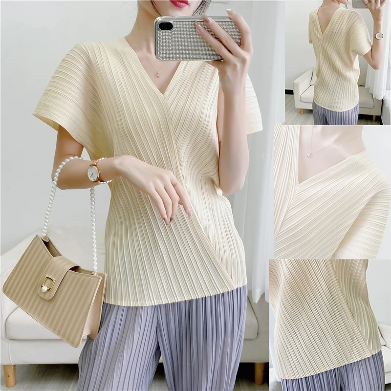 

POPOLLE New Pleated Bottoming Short-sleeved T-shirt Summer Loose Fashion Slimming Irregular V-neck Shirt Female Pleated Top