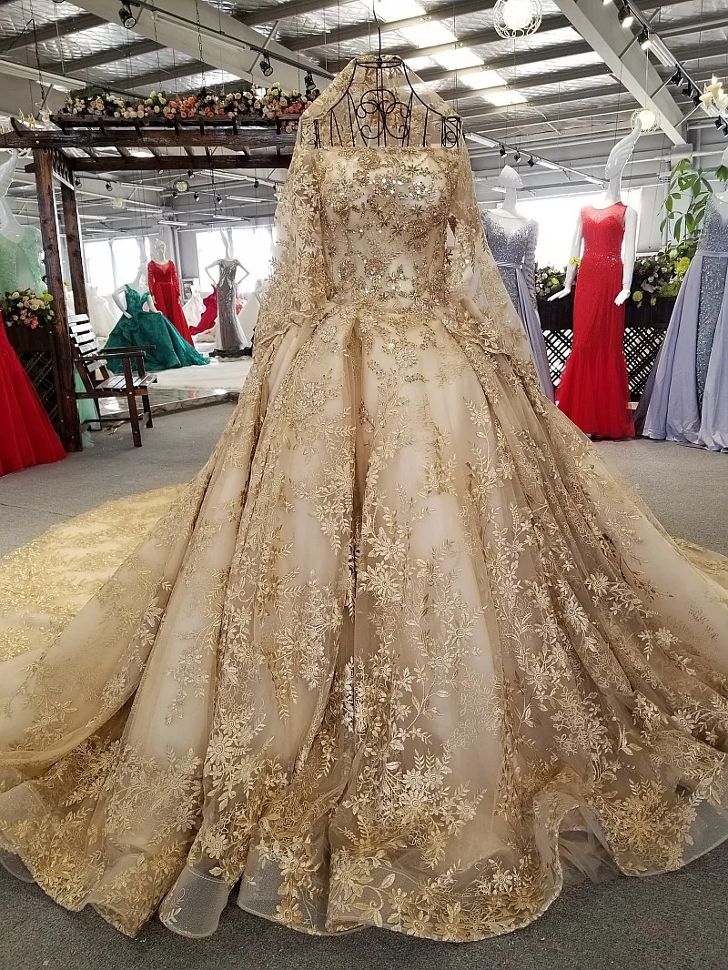 Arabic Dubai Ball Gown Fluffy Wedding Dresses Gold Lace Crystal Beaded Luxury Wedding Gowns Bridal Dress 2020 New