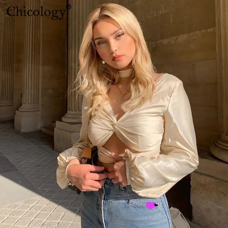 Chicology леди атласное Атлас Блузка Женское с открытой спиной зашнуровать выдолбить