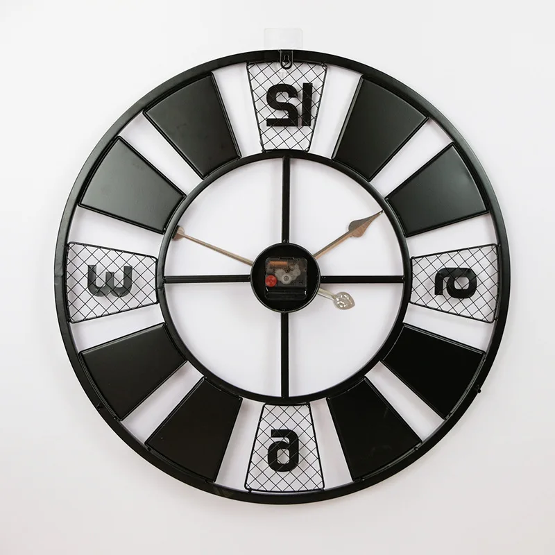 Diameter of 60 cm Home decoration Retro Clock European simple round metal wall hanging clock quartz decoration Watch