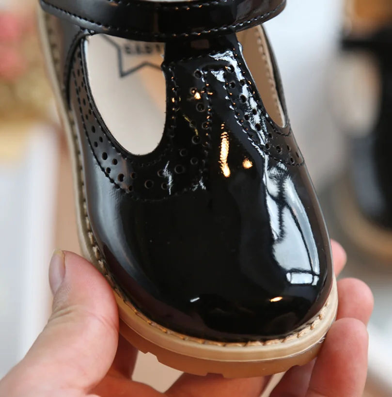 Детская обувь Школьная принцессы для девочек Цвет красный розовый черный